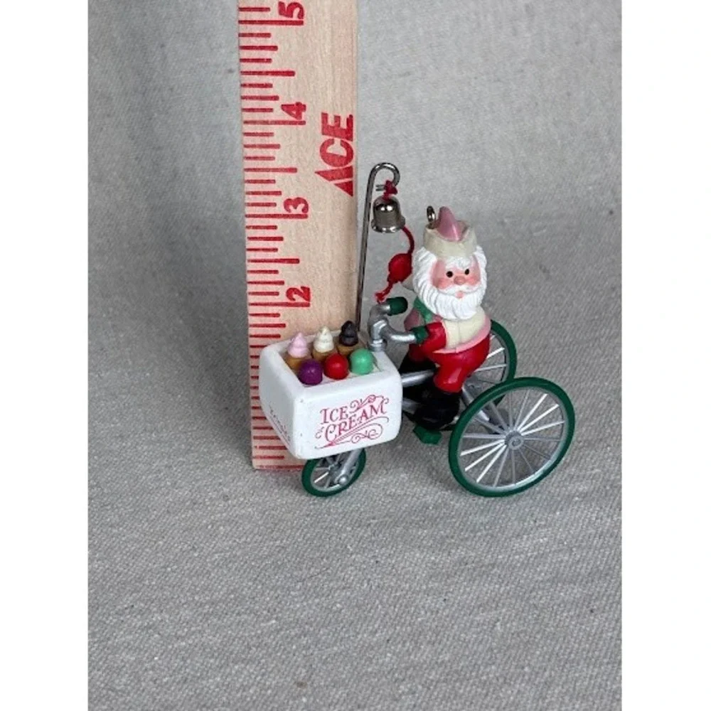 Hallmark Kringles‎ Ice Cream Snow Cones Santa Tricycle Ornament 1986